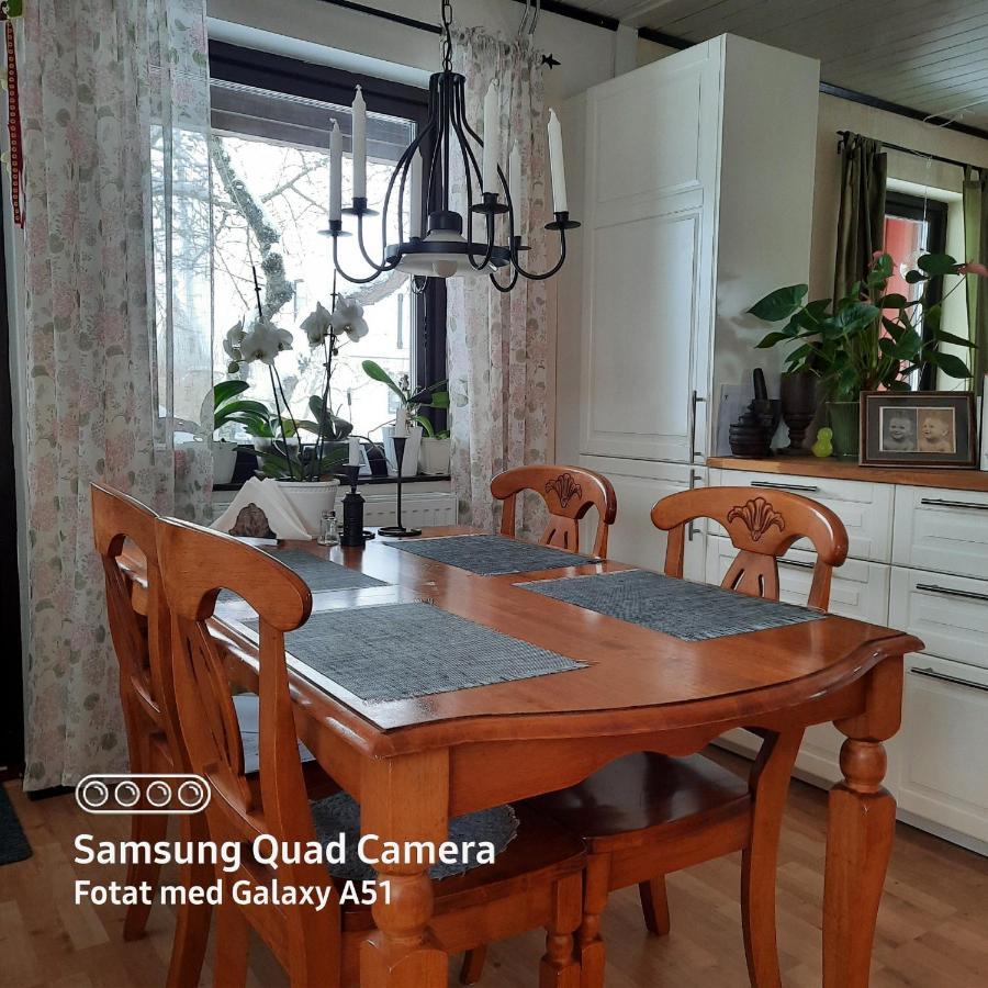 Naturnaera Dubbelrum B&B I Uppsala Ramstalund Exterior foto